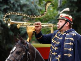 Trumpet man and Snake!!